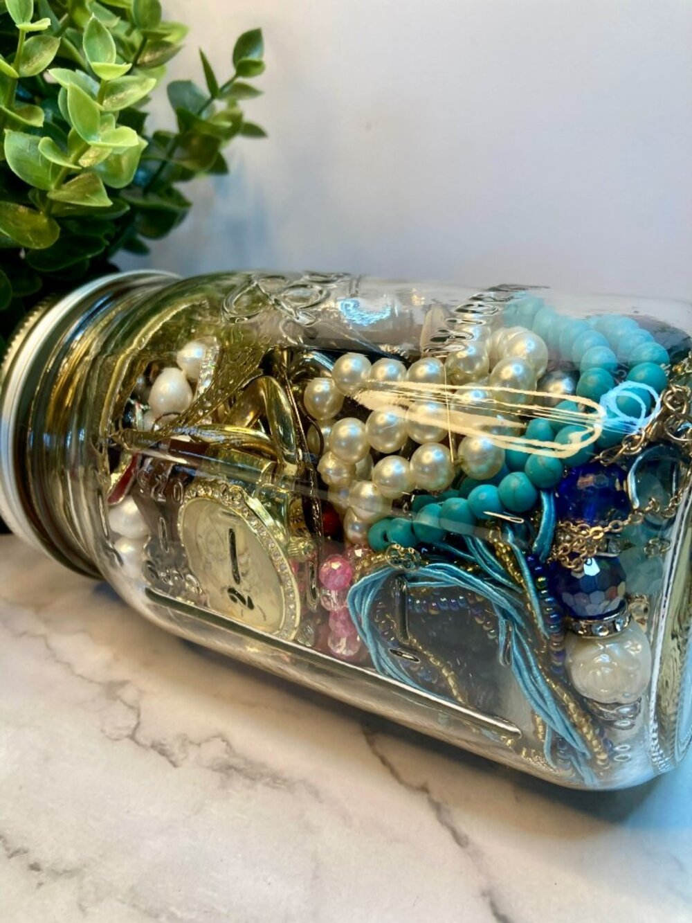 Vintage and Contemporary Mystery Jewelry Jar - Good Condition -20 - Picture 5 of 8
